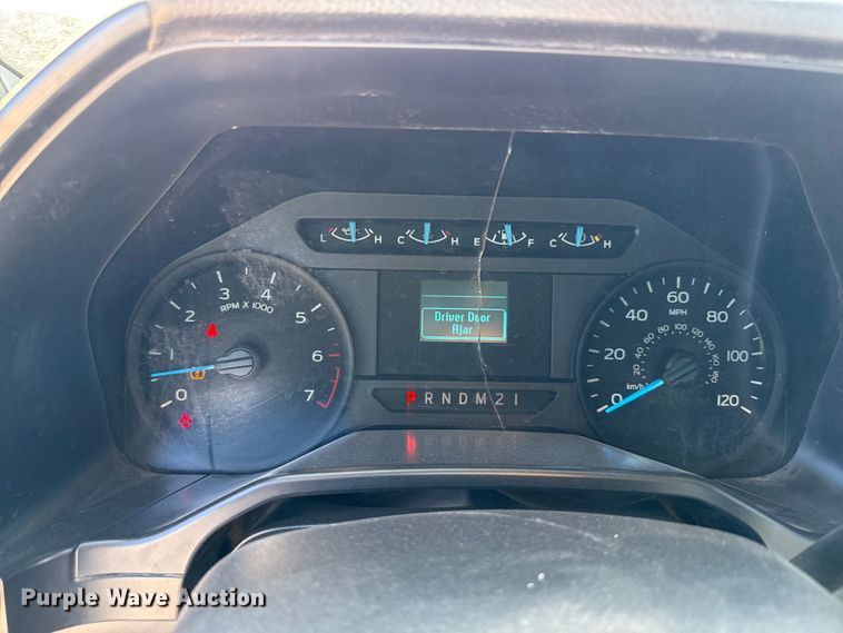 image for item DZ5402 2015 Ford F150 Ext. Cab pickup truck