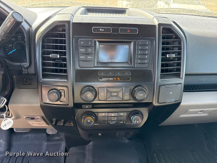 image for item DZ5402 2015 Ford F150 Ext. Cab pickup truck