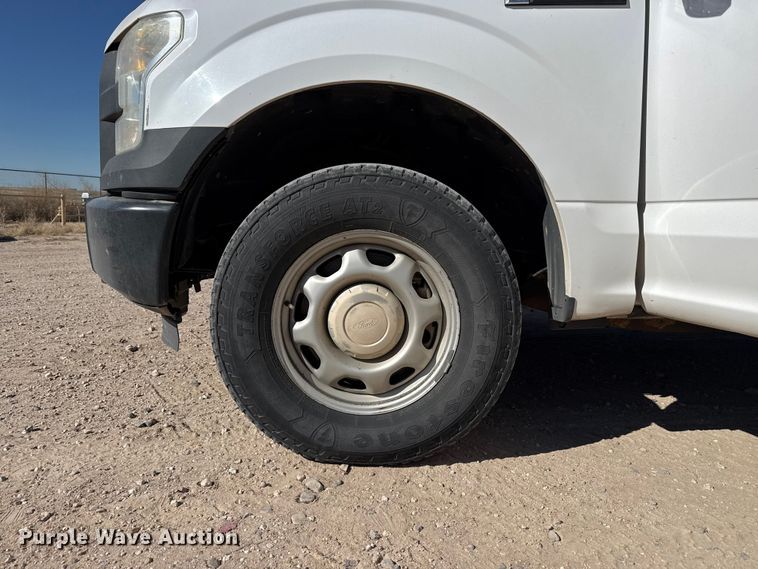 image for item DZ5402 2015 Ford F150 Ext. Cab pickup truck