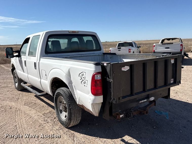 image for item DZ5403 2016 Ford F250 Super Duty Crew Cab pickup truck