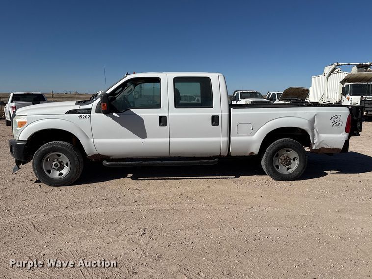 image for item DZ5403 2016 Ford F250 Super Duty Crew Cab pickup truck