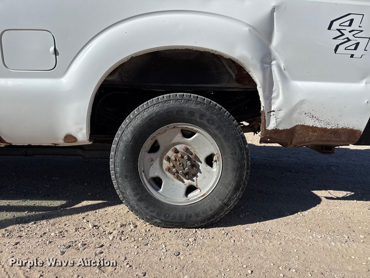 image for item DZ5403 2016 Ford F250 Super Duty Crew Cab pickup truck