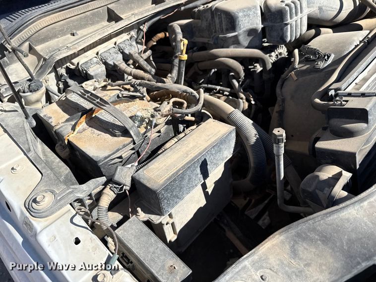 image for item DZ5404 2016 Ford F350 Super Duty flatbed pickup truck