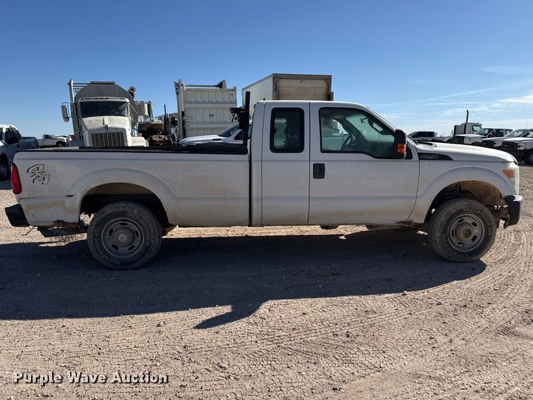 image for item DZ5405 2015 Ford F250 Super Duty Ext. Cab pickup truck