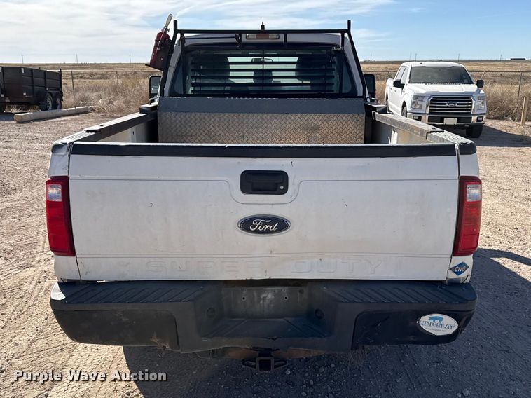 image for item DZ5405 2015 Ford F250 Super Duty Ext. Cab pickup truck