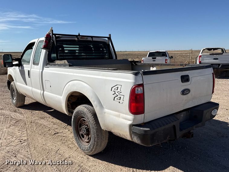 image for item DZ5405 2015 Ford F250 Super Duty Ext. Cab pickup truck