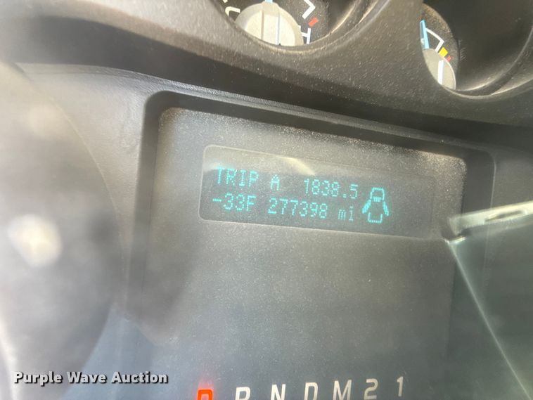 image for item DZ5405 2015 Ford F250 Super Duty Ext. Cab pickup truck