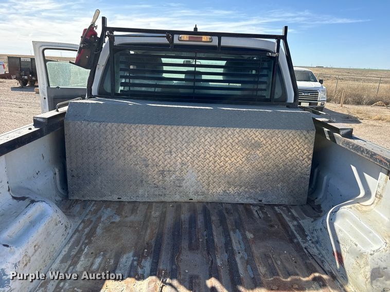 image for item DZ5405 2015 Ford F250 Super Duty Ext. Cab pickup truck