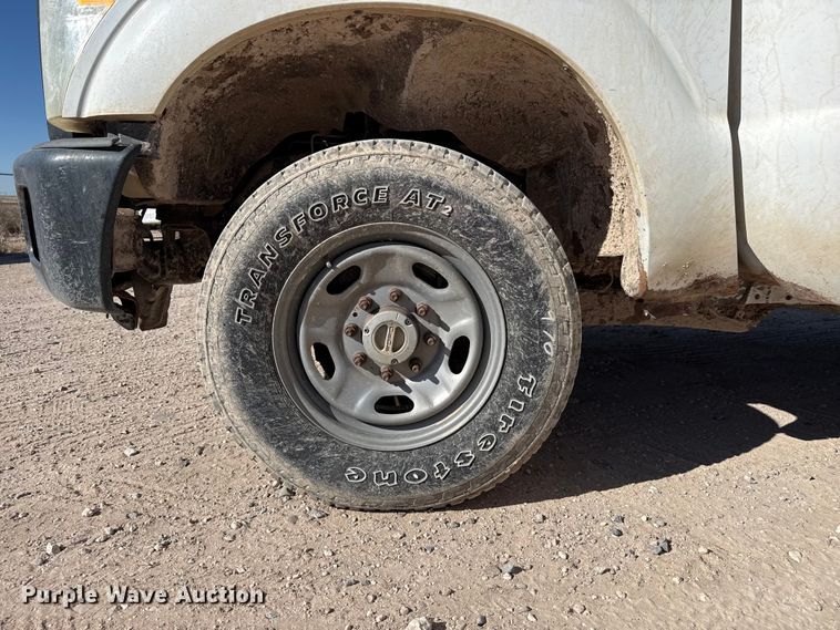 image for item DZ5405 2015 Ford F250 Super Duty Ext. Cab pickup truck