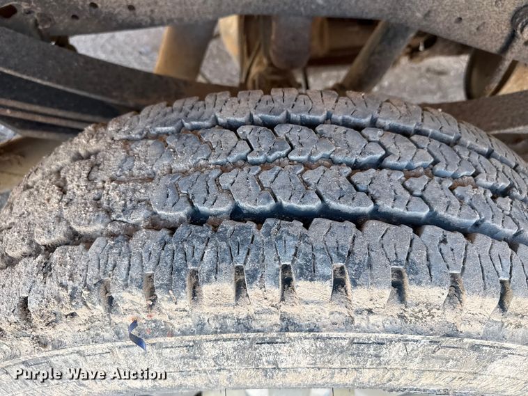 image for item DZ5405 2015 Ford F250 Super Duty Ext. Cab pickup truck