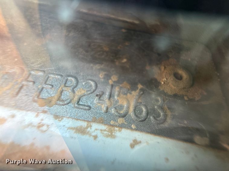 image for item DZ5405 2015 Ford F250 Super Duty Ext. Cab pickup truck