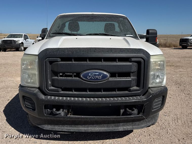 image for item DZ5407 2016 Ford F250 Super Duty pickup truck