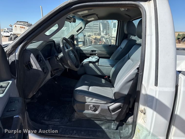 image for item DZ5407 2016 Ford F250 Super Duty pickup truck