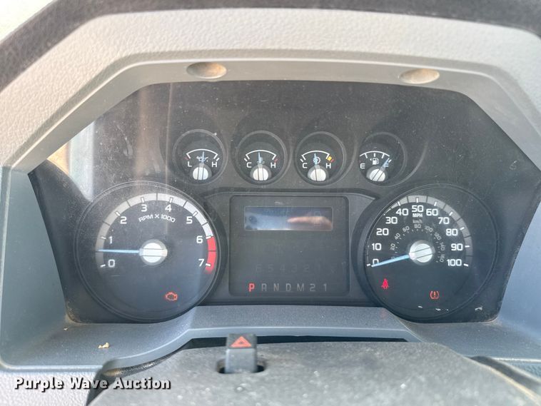 image for item DZ5407 2016 Ford F250 Super Duty pickup truck