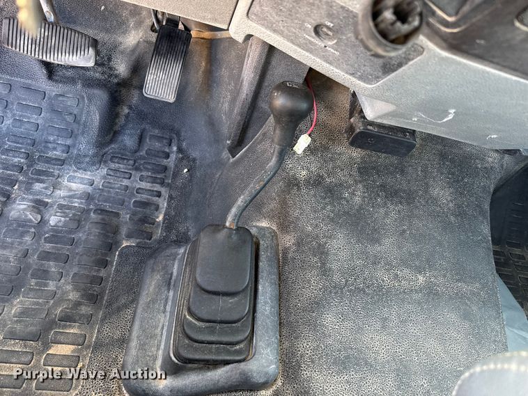 image for item DZ5407 2016 Ford F250 Super Duty pickup truck