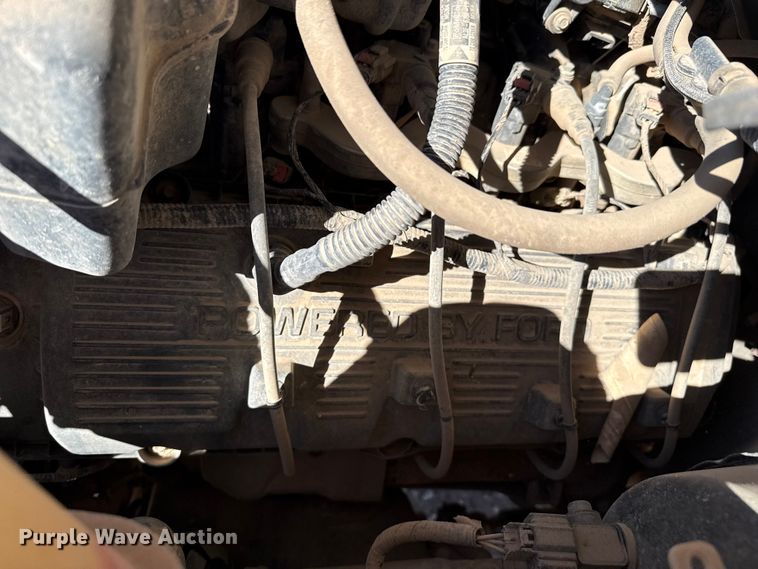 image for item DZ5407 2016 Ford F250 Super Duty pickup truck