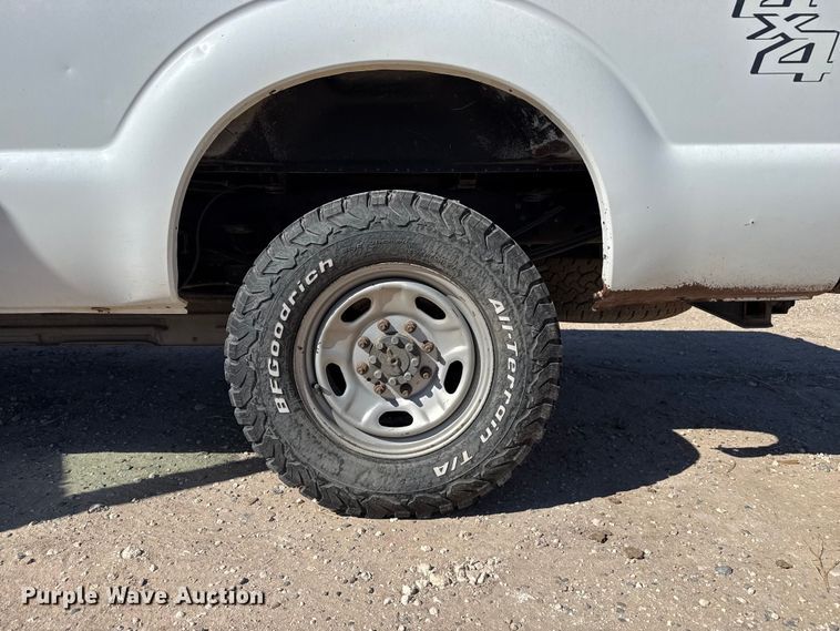 image for item DZ5407 2016 Ford F250 Super Duty pickup truck