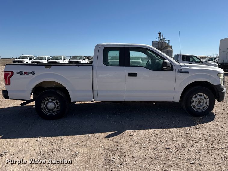 image for item DZ5408 2016 Ford F150 Ext. Cab pickup truck
