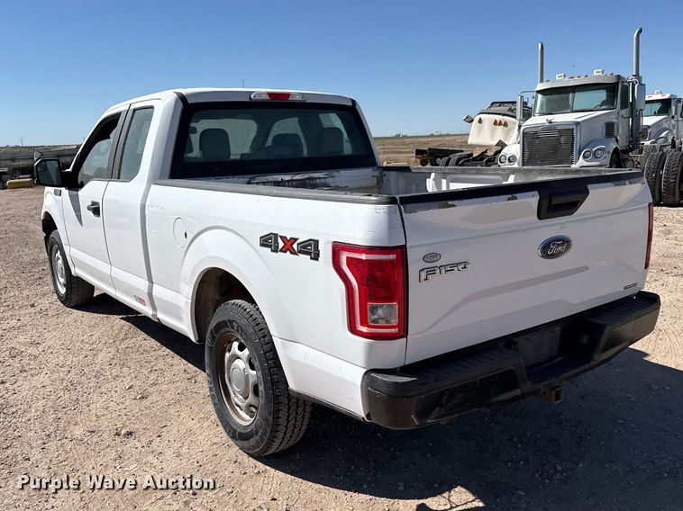 image for item DZ5408 2016 Ford F150 Ext. Cab pickup truck