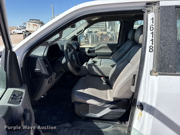 image for item DZ5408 2016 Ford F150 Ext. Cab pickup truck