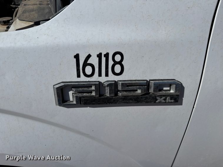 image for item DZ5408 2016 Ford F150 Ext. Cab pickup truck