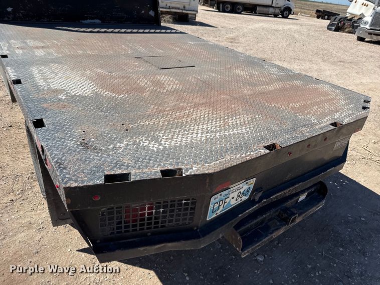 image for item DZ5409 2016 Ford F350 Super Duty flatbed pickup truck