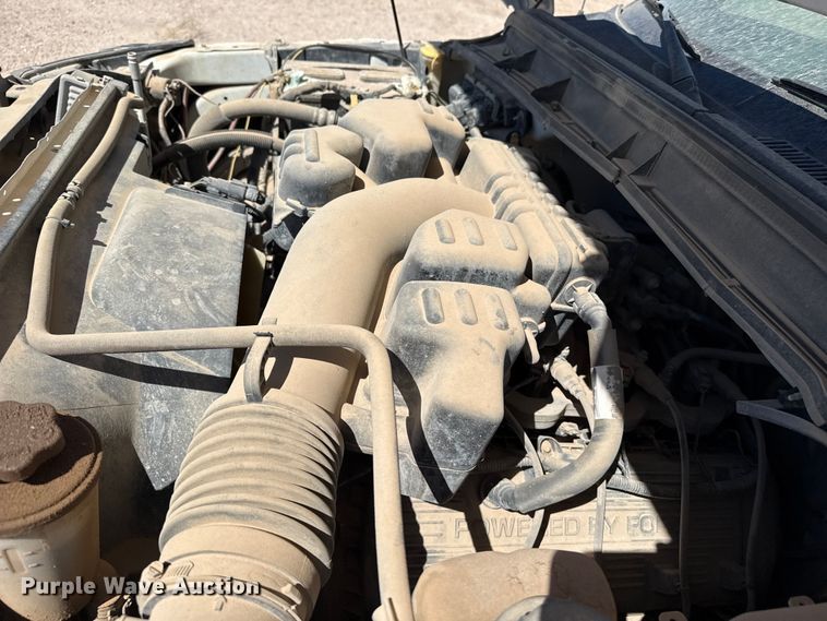 image for item DZ5409 2016 Ford F350 Super Duty flatbed pickup truck
