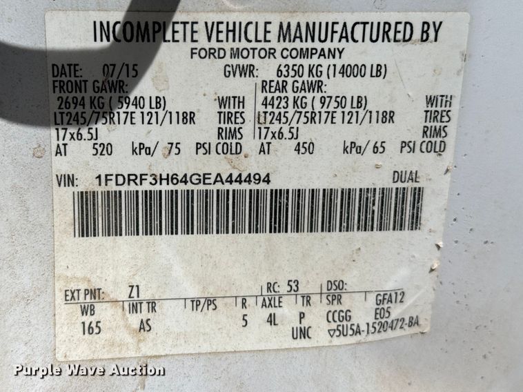 image for item DZ5409 2016 Ford F350 Super Duty flatbed pickup truck