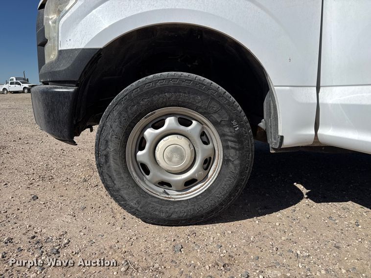 image for item DZ5410 2016 Ford F150 Ext. Cab pickup truck