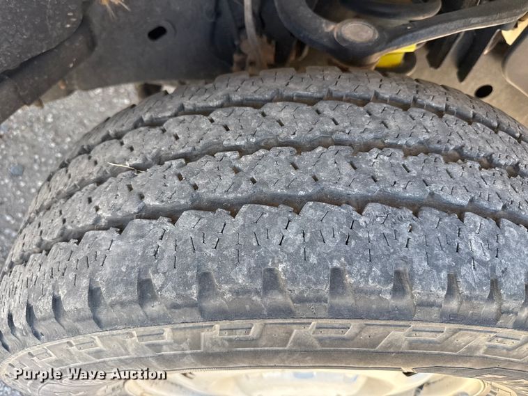 image for item DZ5410 2016 Ford F150 Ext. Cab pickup truck