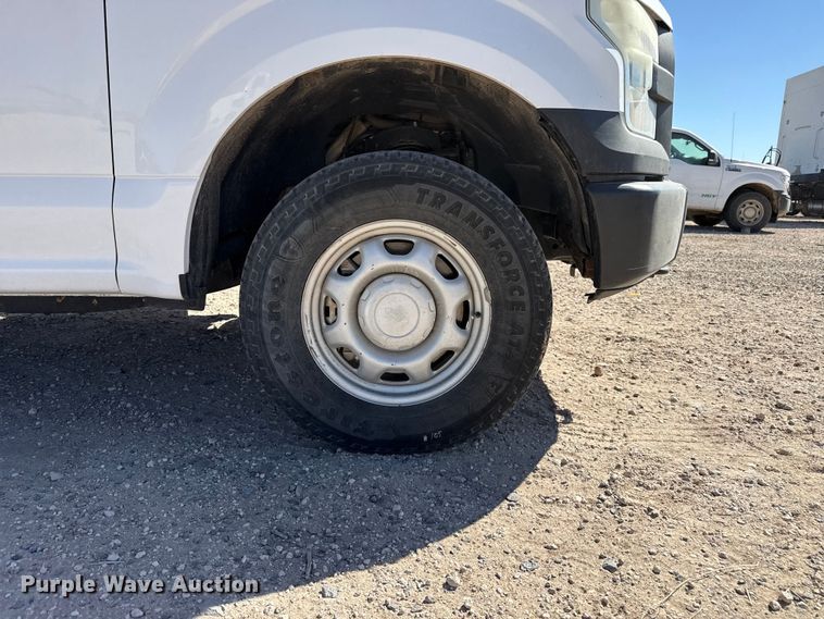 image for item DZ5410 2016 Ford F150 Ext. Cab pickup truck