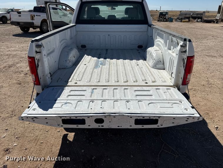 image for item DZ5411 2016 Ford F150 Ext. Cab pickup truck