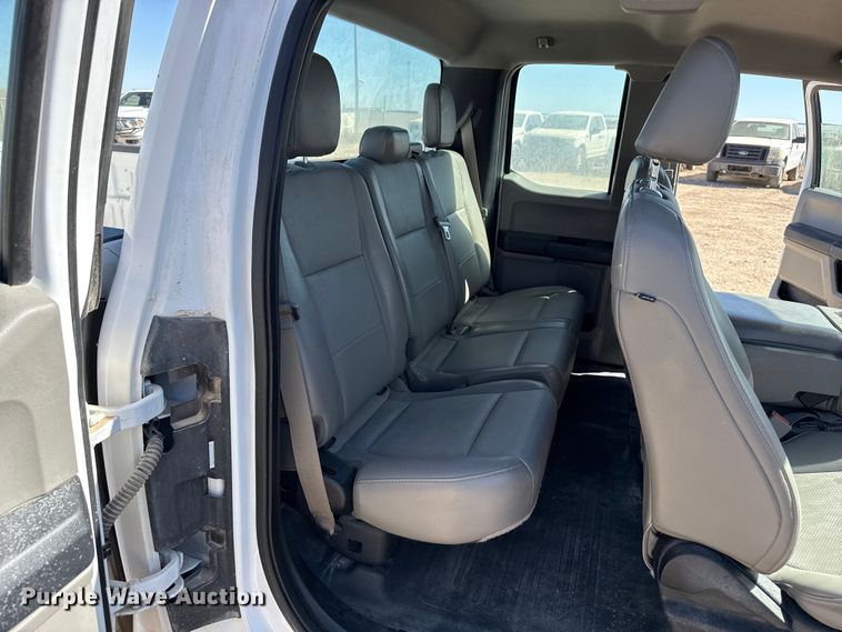 image for item DZ5411 2016 Ford F150 Ext. Cab pickup truck