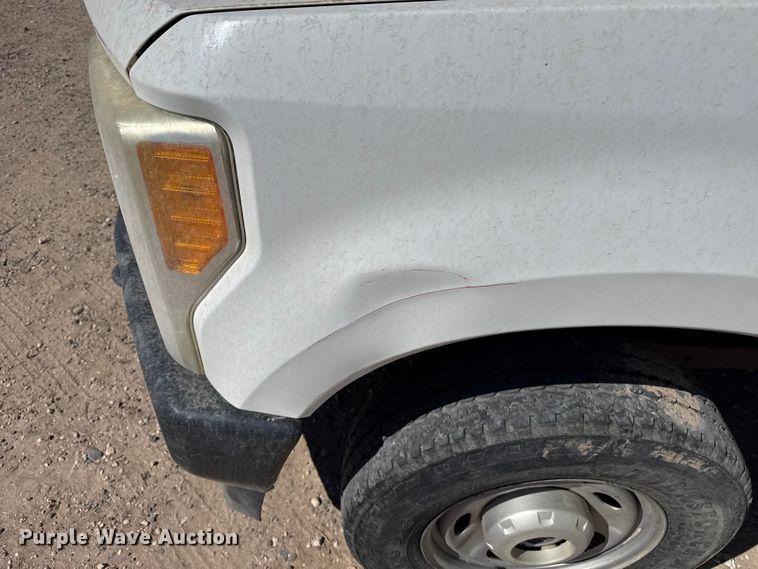 image for item DZ5412 2017 Ford F250 Super Duty Ext. Cab pickup truck