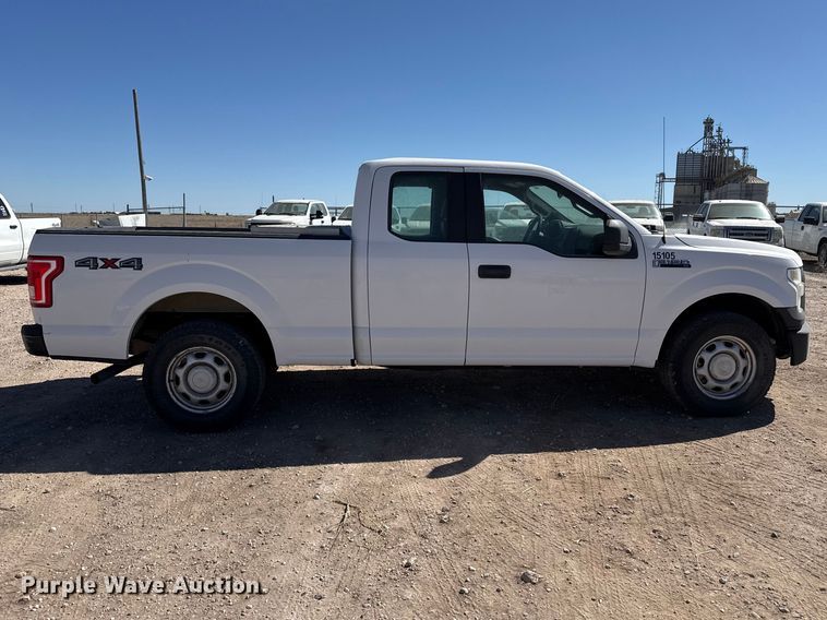 image for item DZ5413 2015 Ford F150 Ext. Cab pickup truck