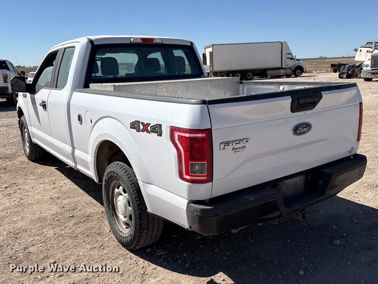 image for item DZ5413 2015 Ford F150 Ext. Cab pickup truck