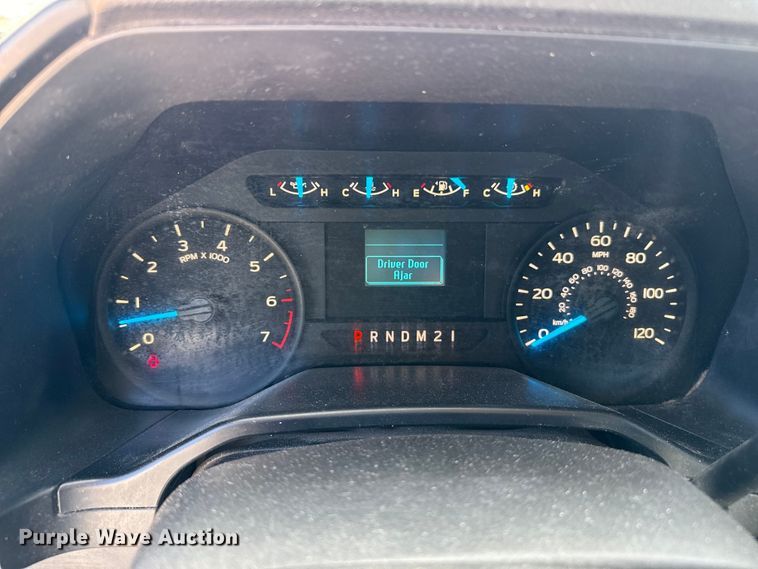 image for item DZ5413 2015 Ford F150 Ext. Cab pickup truck