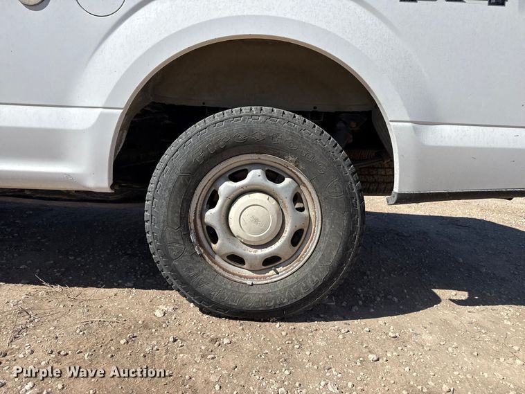 image for item DZ5413 2015 Ford F150 Ext. Cab pickup truck