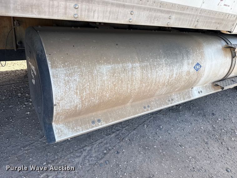 image for item DZ5417 2019 Kenworth T880 box truck