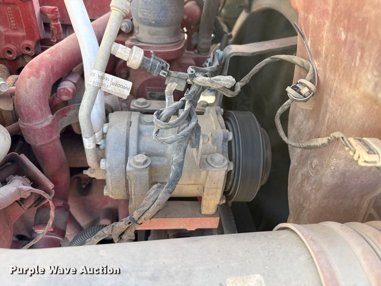 image for item DZ5417 2019 Kenworth T880 box truck