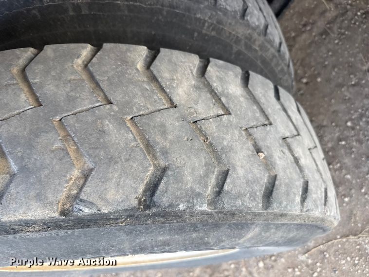 image for item DZ5417 2019 Kenworth T880 box truck