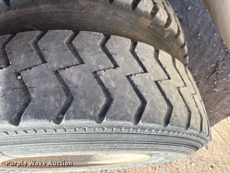 image for item DZ5417 2019 Kenworth T880 box truck