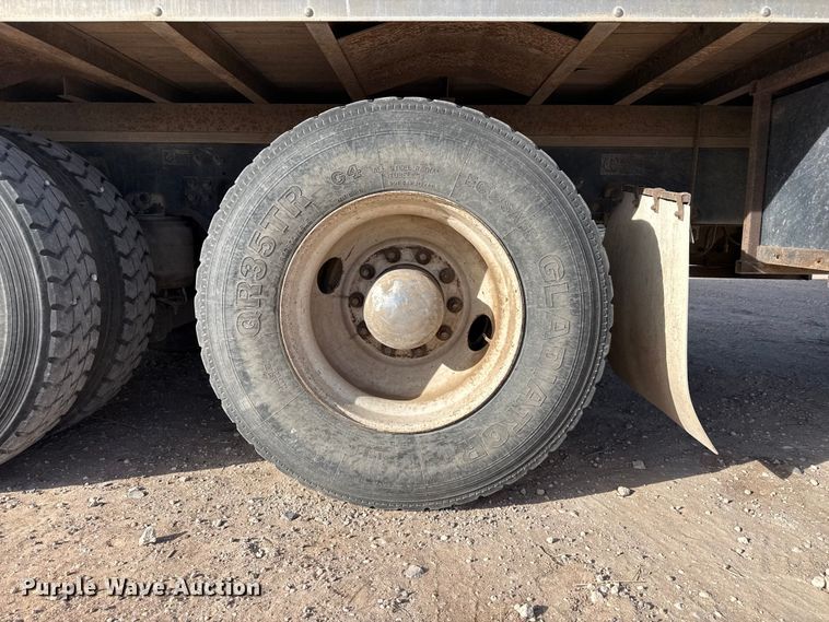 image for item DZ5417 2019 Kenworth T880 box truck