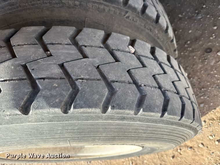 image for item DZ5417 2019 Kenworth T880 box truck