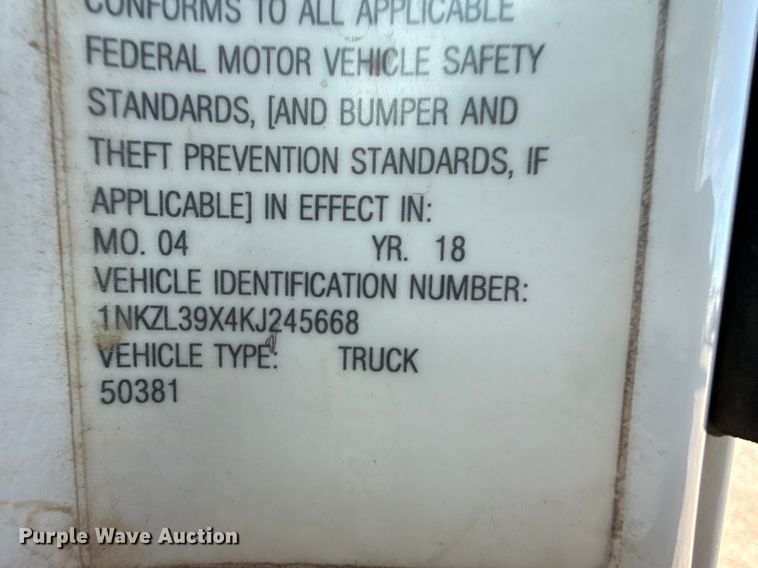 image for item DZ5417 2019 Kenworth T880 box truck