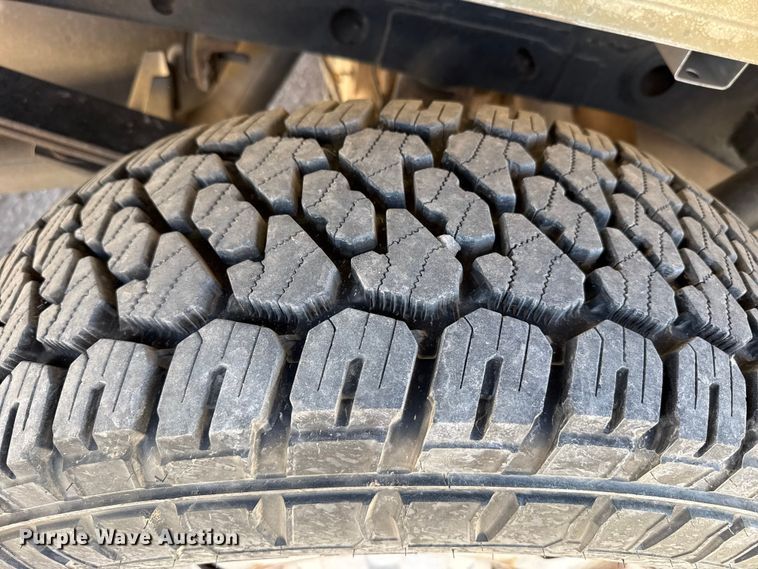 image for item DZ5418 2015 Ford F150 Crew Cab pickup truck