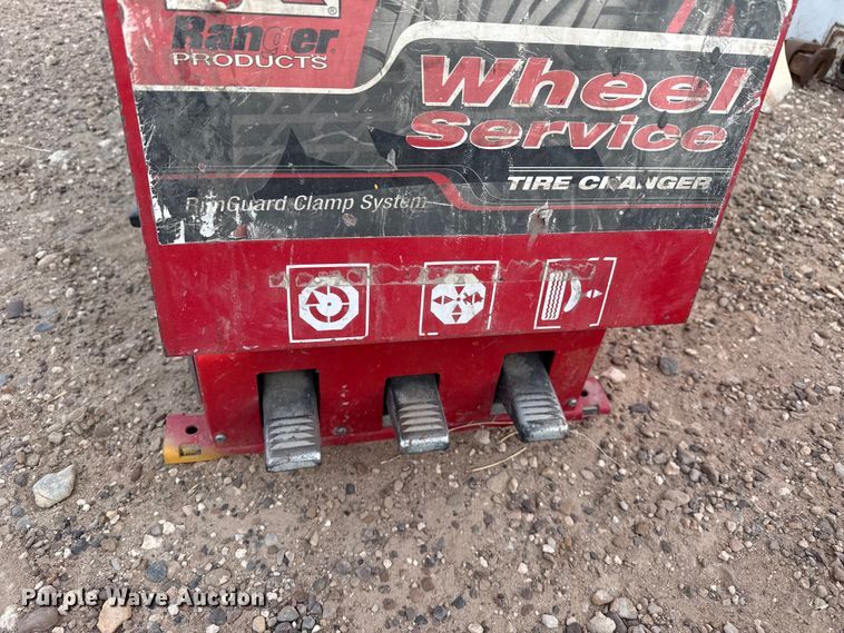 image for item DZ5419 2017 Ranger R980XR tire changer