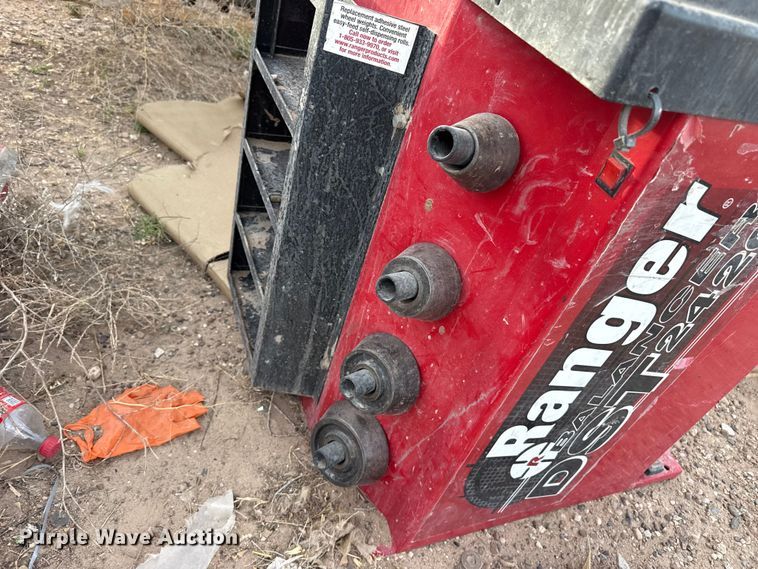 image for item DZ5421 2017 Ranger DST2420 tire balancer