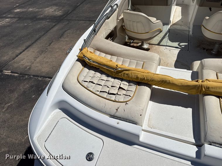 image for item DZ5424 2004 Cobalt 220 boat