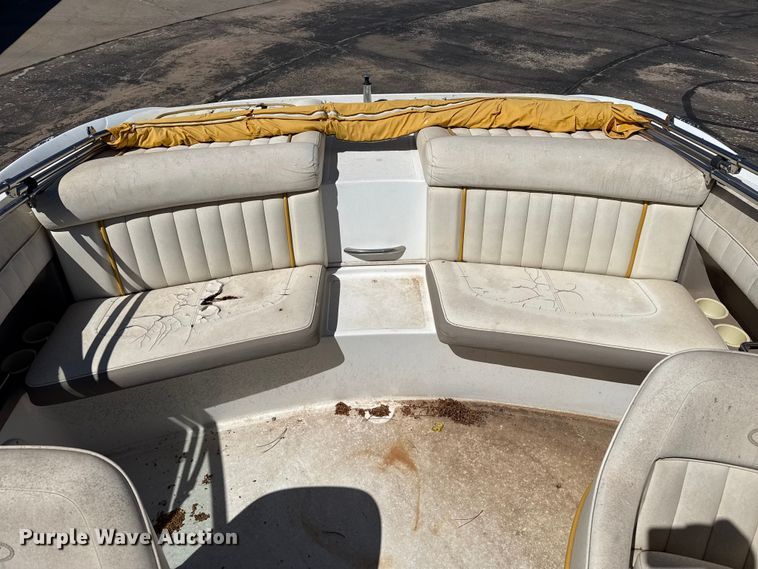 image for item DZ5424 2004 Cobalt 220 boat